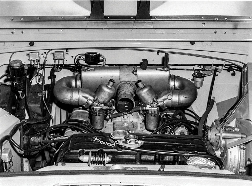 Land Rover Factory Build First V8 Series Iia 01